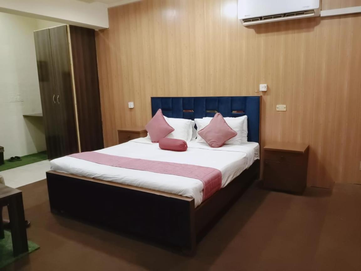 Westin Suites Lahore Cameră foto