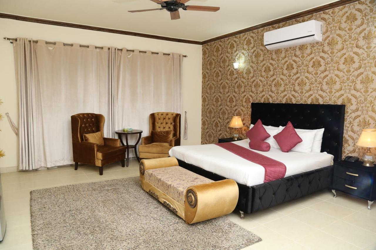 Westin Suites Lahore Exterior foto